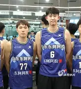 齐鲁黑豹队对阵雪域鲸鲨队，拉力赛联赛读秒绝平，门将神扑救主——保级形势悄然变化